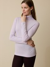 Rollkragenshirt aus Bio Wolle, orchidee