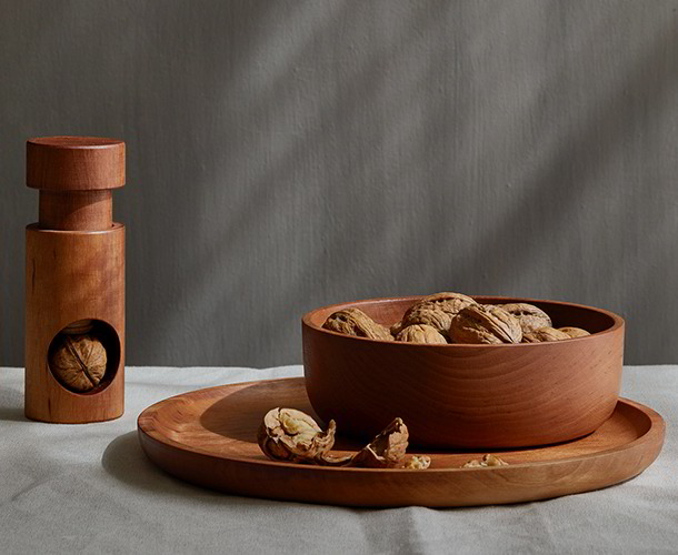 Küchenaccessoires in Europa aus elementaren Rohstoffen wie Porzellan, Keramik, Glas und Holz produziert.